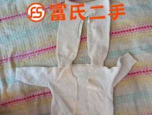 小朋友衣服  20元