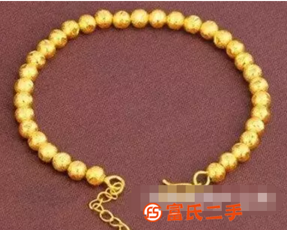 金际珠宝：古代女子服饰与饰品的搭配