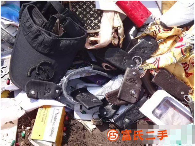 假冒服饰销毁，不合格饰品销毁，停售的服装这样销毁吧