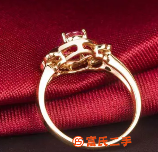高价回收黄金铂金钻石戒指等品牌饰品