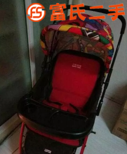 出售嬰兒推車  200元