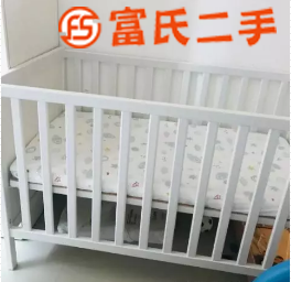 宜家婴儿床，送可优比床垫，送好孩子隔尿床笠  500元