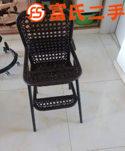 兒童餐椅  40元