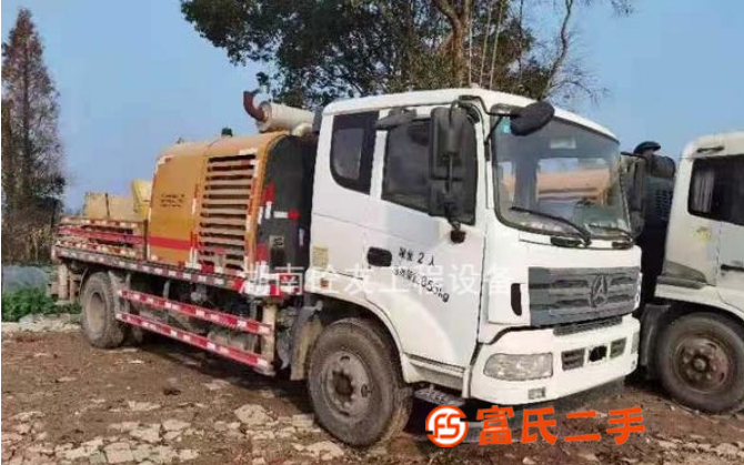 转让场地新到一台:18年4月三一国五10018车载泵,原版车
