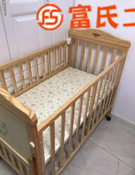 出售二手婴儿床全新  400元