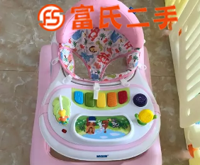出售小孩学步车  160元