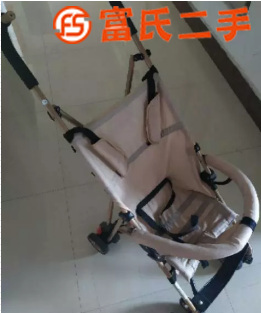 便捷轻便婴儿推车+便宜处理，清理空间  40元