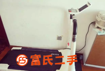 小乔跑步机  800元