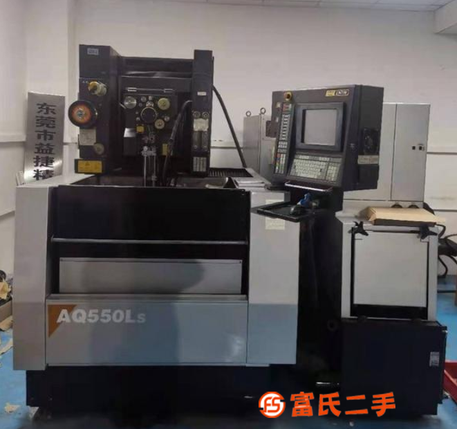 转让自动穿丝寖水二手沙迪克慢走丝AQ550夏米尔线割机20P
