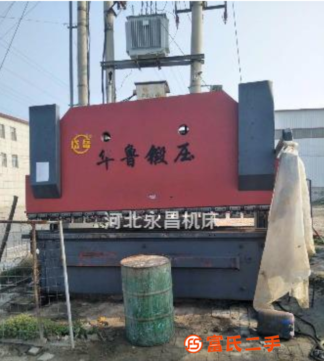 低价出售一台电液伺服160吨四米的数控折弯机