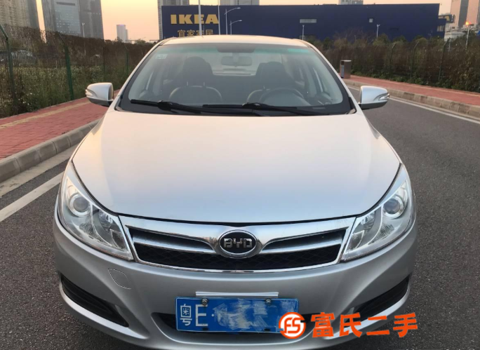 比亚迪 速锐 2014款 1.5TID 双离合 舒适型