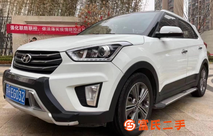 现代ix25 2015款 1.6 手自一体 DLX 两驱尊贵 