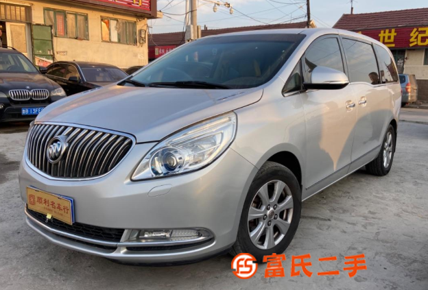 别克GL8 2014款 GL8 豪华商务车 3.0 手自一体 
