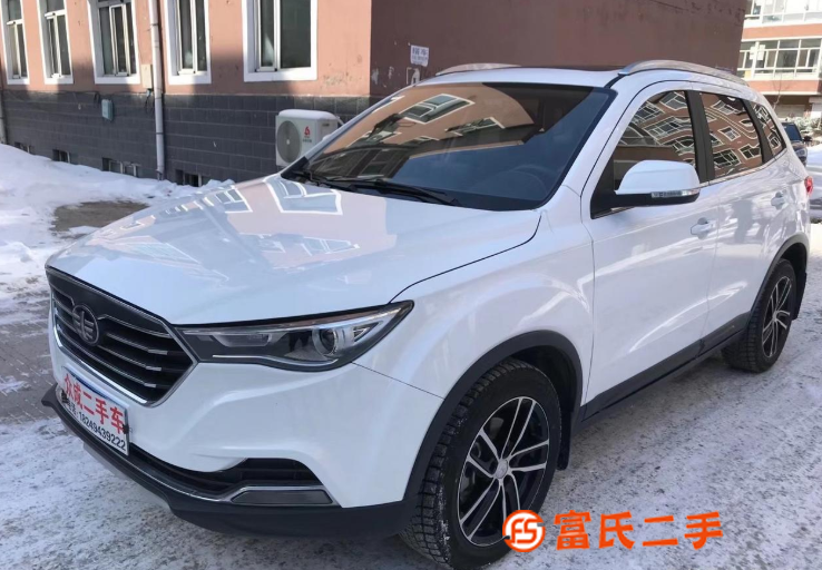 2017年奔腾X40,自动挡，天窗