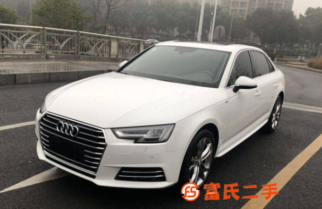 奥迪A4 2017款 A4L 2.0TFSI 双离合 40T