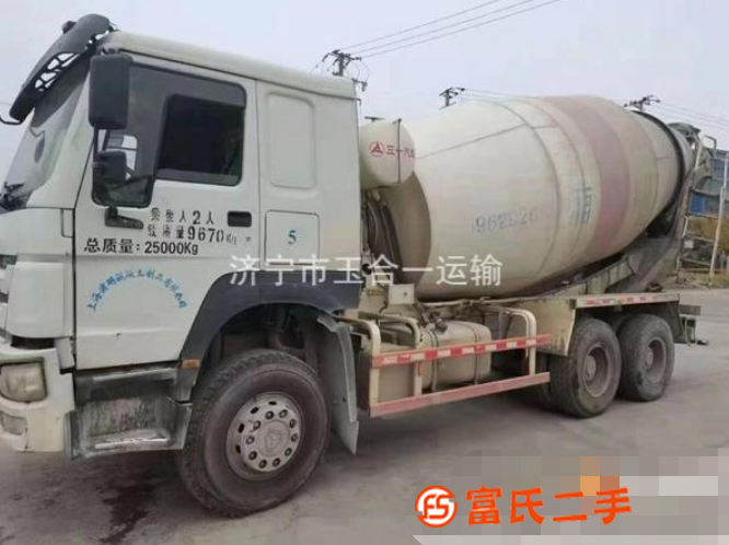 转让，15年 豪沃搅拌车 大12方拉14方 价格便宜