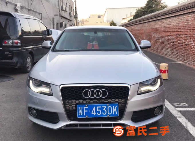 奥迪A4 2011款 A4L 2.0TFSI 无级 155k