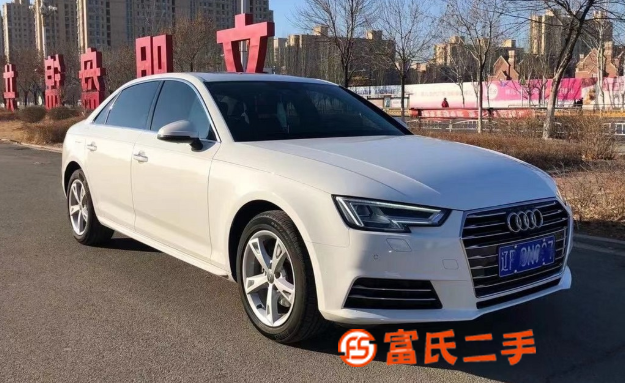 奥迪A4 2017款 A4L 2.0TFSI 双离合 40T 