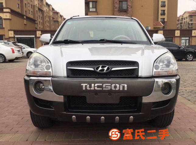 现代 途胜 2009款 2.0 手自一体 两驱舒适天窗型 