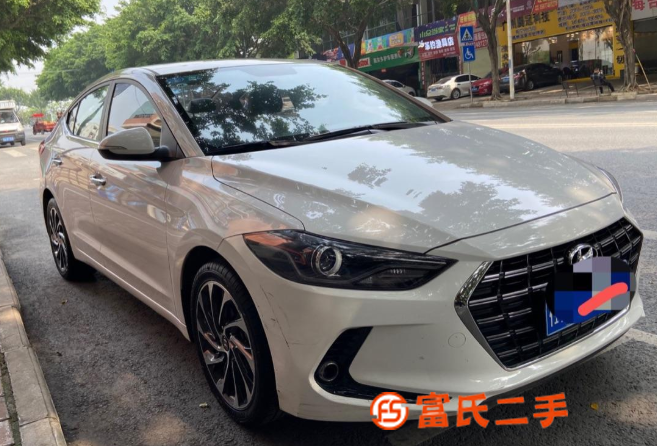 现代 伊兰特 2019款 伊兰特 领动 1.5 无级 智炫