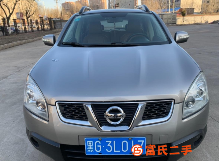 日产 逍客 2010款 2.0 手动 20S 火 两驱 