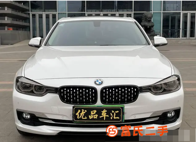 宝马3系 2016款 320Li 2.0T 手自一体 豪华设 