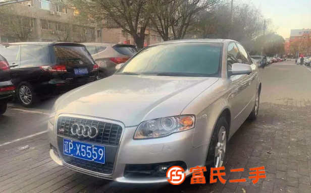 奥迪A4 2007款 1.8T 无级 舒适型 
