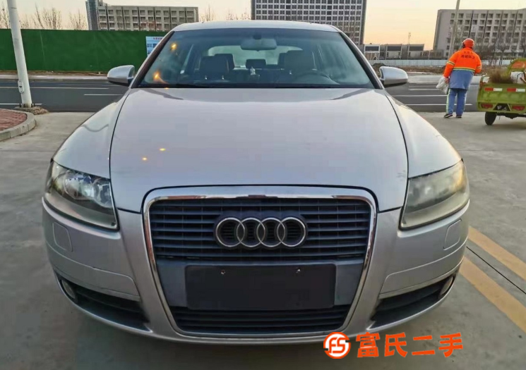 奥迪A6 2005款 A6L 2.0T 无级 标准型 