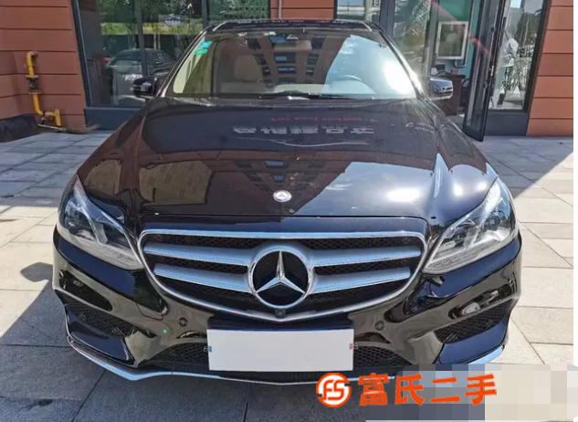 奔驰E级 2015款 E 260 L 2.0T 手自一体 运 