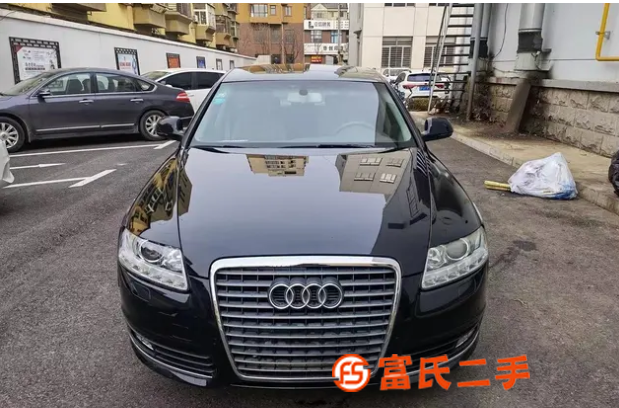 奥迪A6 2010款 A6L 2.0TFSI 无级 标准型 