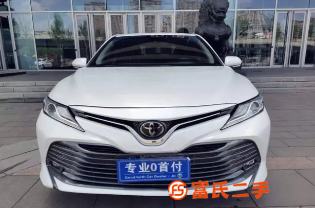 丰田 凯美瑞 2018款 2.0G 手自一体 豪华版 