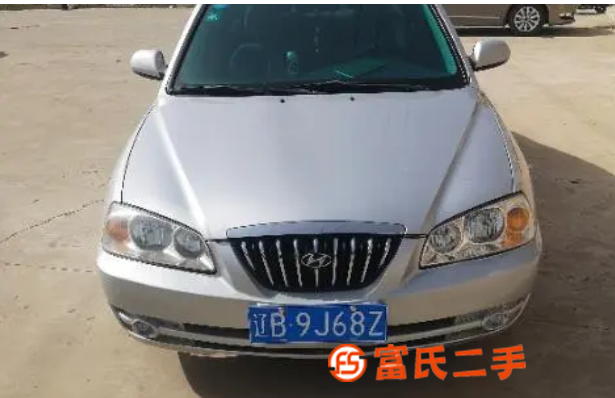 现代 伊兰特 2004款 伊兰特-三厢 1.6 手动 豪华型 