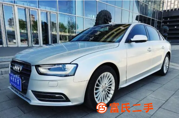 奥迪 奥迪A4 2013款 A4L 2.0TFSI 无级 3