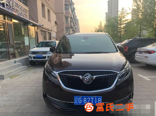 别克GL8 2017款 GL8 ES 豪华商旅车 2.0T