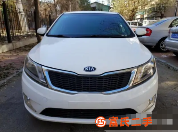 起亚 起亚K2 2012款 K2-三厢 1.4 手动 GLS 