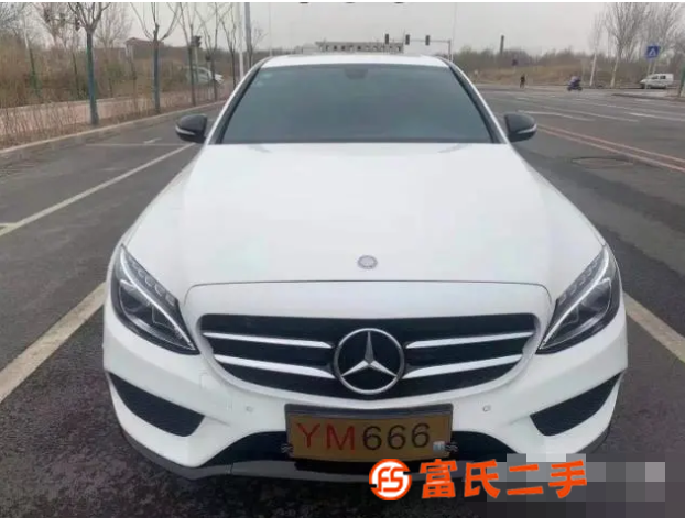 奔驰 奔驰C级 2016款 C 200 4MATIC 2.0 