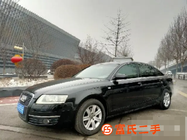 奥迪 奥迪A6 2006款 A6L 2.4 无级 尊贵型 