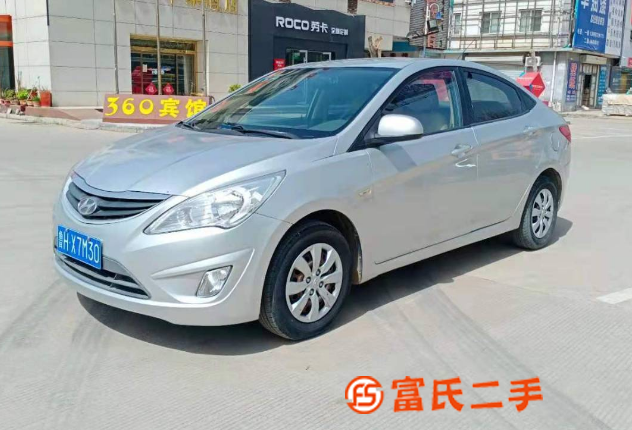 现代 瑞纳 2010款 瑞纳-三厢 1.4 手动 GS 舒适 