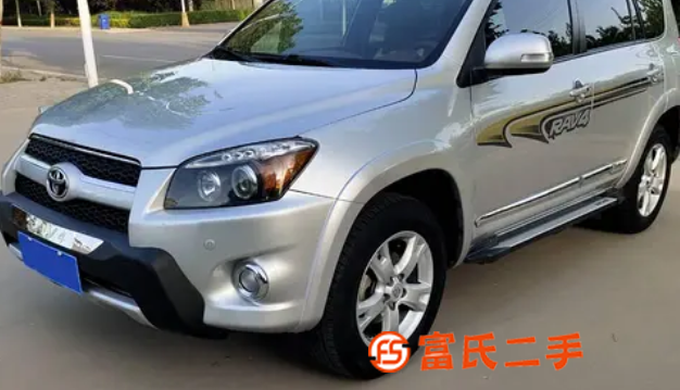 丰田RAV4 2011款 2.4 自动 豪华版