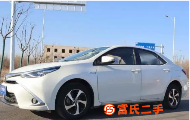 丰田 雷凌 2018款 雷凌双擎 1.8H 无级 GS-V 