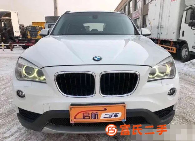 宝马X1 2014款 X1 xDrive20i 2.0T 手 