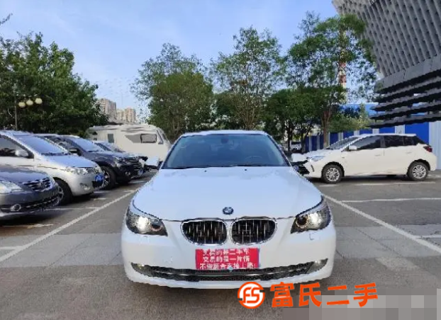 宝马 宝马5系 2010款 523Li 2.5 手自一体 标