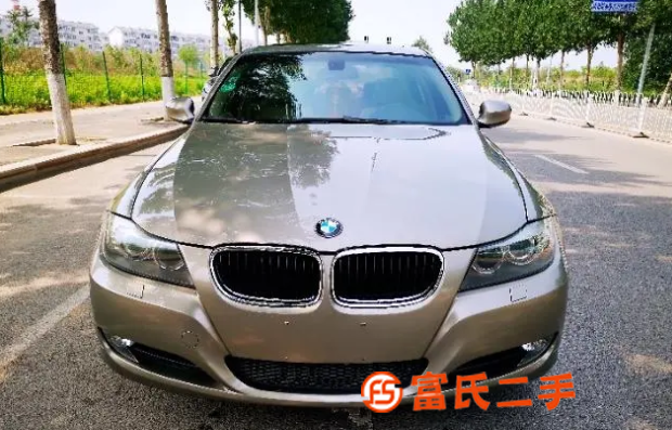 宝马 宝马3系 2010款 320i 2.0 手自一体 豪华