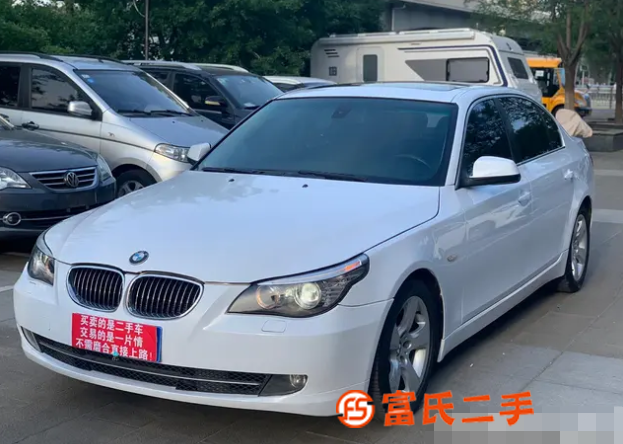 宝马 宝马5系 2010款 523Li 2.5 手自一体 标 