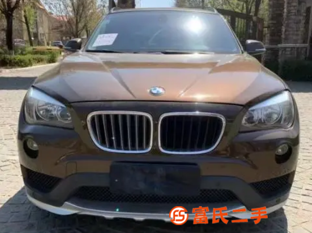 宝马 宝马X1 2016款 X1 xDrive20Li 2. 