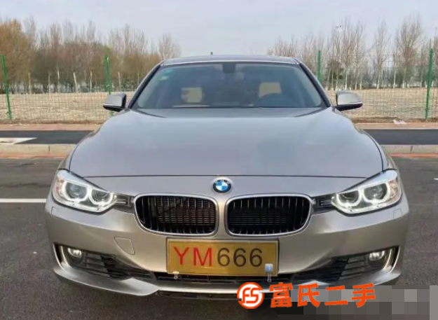 宝马 宝马3系 2015款 320i 2.0T 手自一体 时 