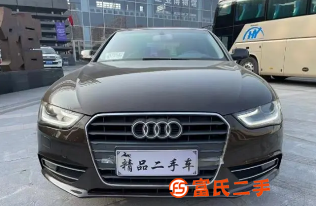 奥迪 奥迪A4 2016款 A4L 1.8TFSI 无级 3 