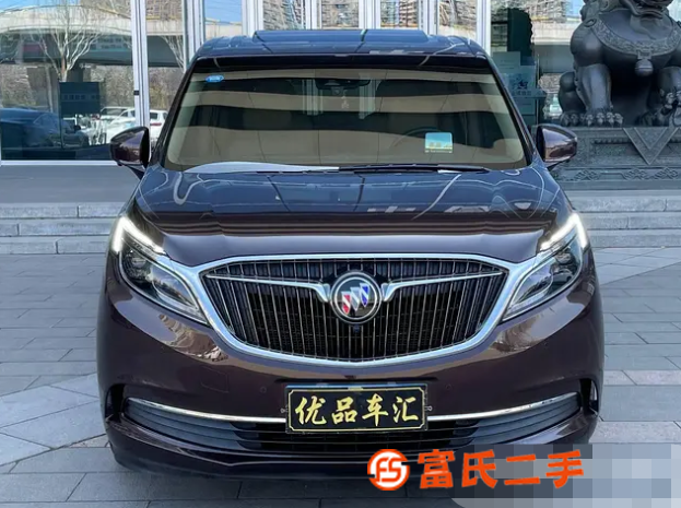 别克GL8 2018款 GL8 ES 豪华商旅车 2.0T 