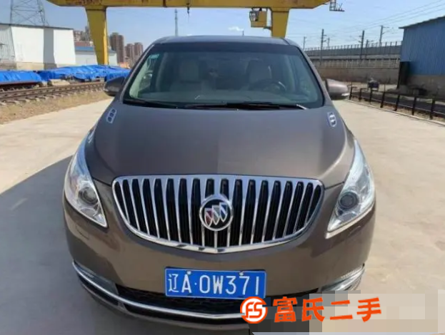 别克 别克GL8 2011款 GL8 豪华商务车 3.0 手 