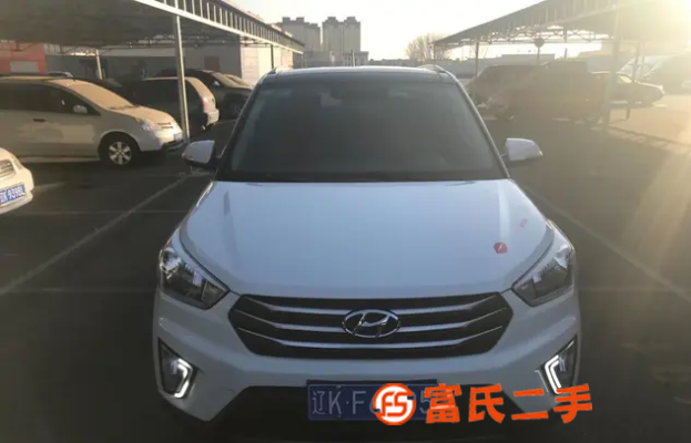 现代ix25 2015款 1.6 手自一体 DLX 两驱尊贵 